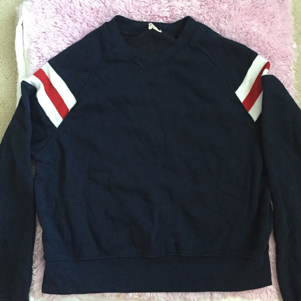 Brandy Melville Amanda Sweater